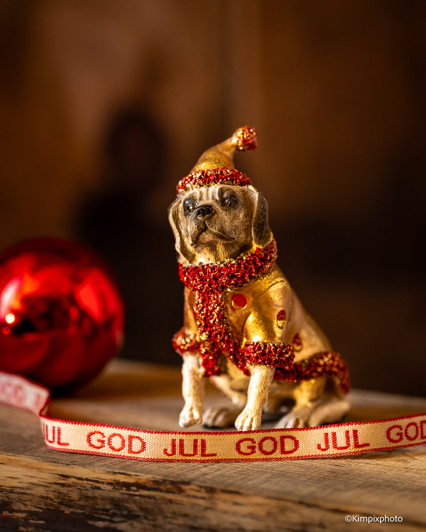 Hundefigur med julekostyme
