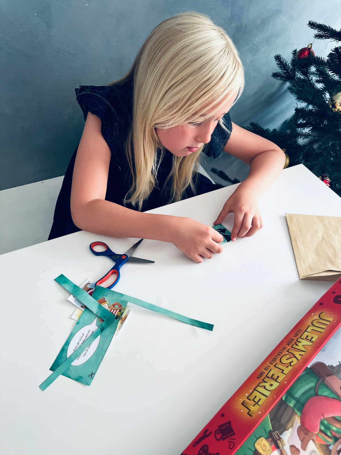 ADVENTSKALENDER JULEMYSTERIET