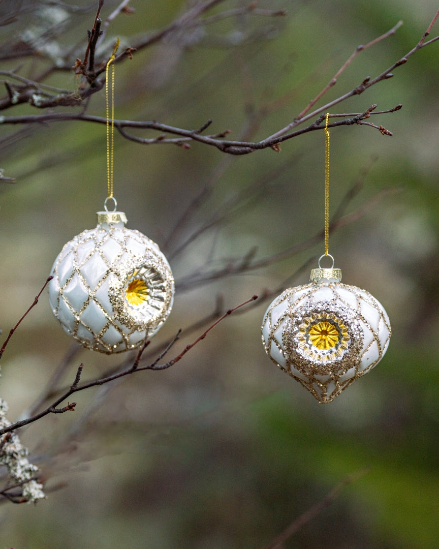 Juletrekule hvit med glitter, Rund
